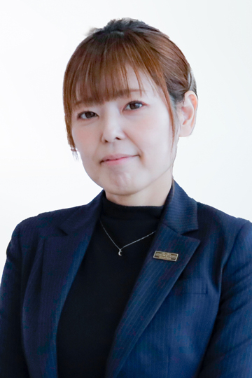 岸　恵梨奈