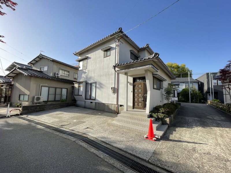 八日市1丁目貸家