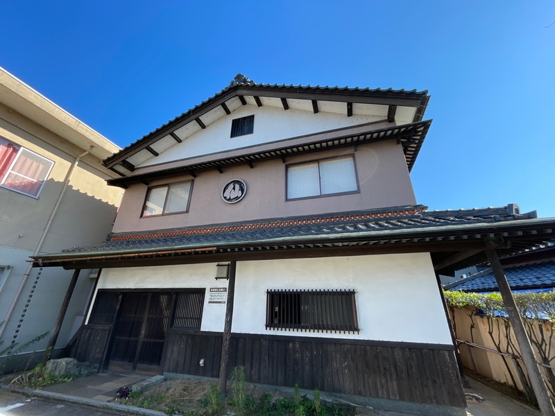 若杉町貸家
