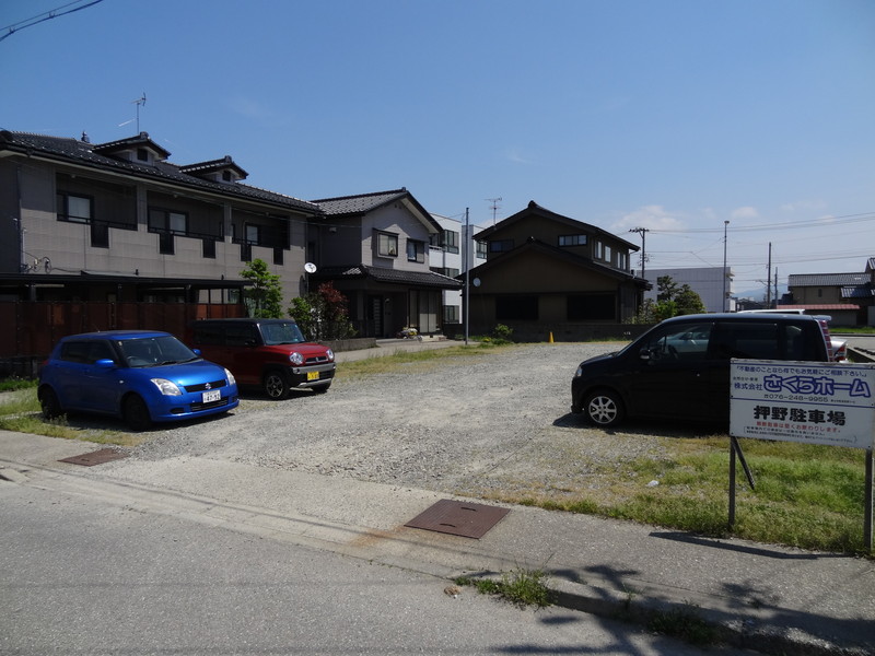 野々市押野貸駐車場