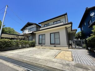 白山市徳丸町　中古一戸建ての外観写真