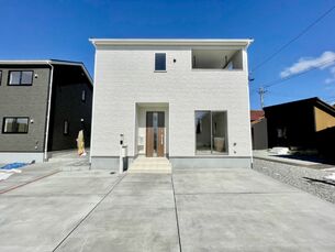 小松市上牧町ロ　新築一戸建て　　※2号棟の外観写真