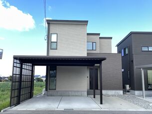白山市福留町　中古一戸建ての外観写真