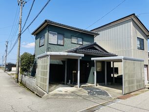 高岡　戸出　中古一戸建ての外観