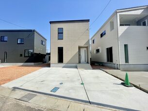 能美　泉台町西　未入居一戸建ての外観写真