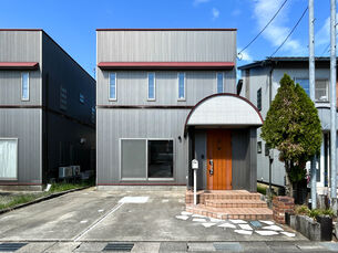 富山　西荒屋　中古一戸建ての外観写真