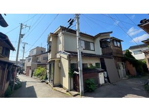 金沢　野町(3)　中古一戸建ての外観