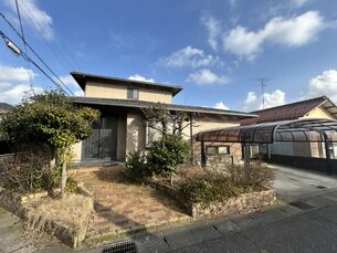 小松　月美丘　中古一戸建の外観写真