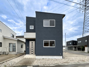 福井　定正(2)　中古一戸建ての外観写真