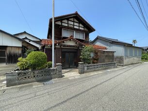 能美　大浜町　中古一戸建の外観写真