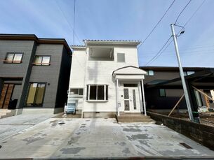 福井　渕町　中古一戸建ての外観写真