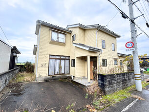 射水　大門本江　中古一戸建ての外観写真