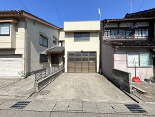 金沢　横山町　倉庫の外観写真