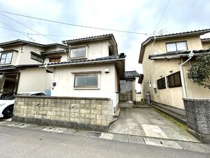 坂井　丸岡町安田新　中古一戸建ての外観写真