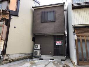金沢市堀川町　中古一戸建ての外観