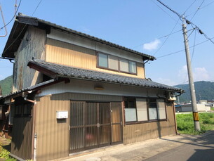 越前市粟田部町39字上正言寺　中古一戸建ての外観
